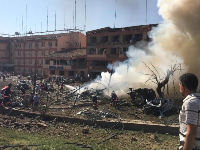 Explozie în sud-estul Turciei: cel puţin 11 civili au fost răniţi 