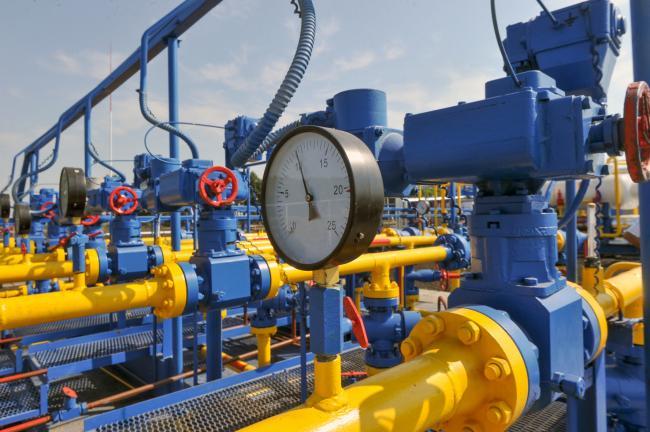 Comisia Europeană leagă România de gazul din Europa Centrală şi de Est