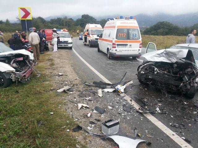 GRAV ACCIDENT cu 6 victime pe o şosea din Caraş-Severin 