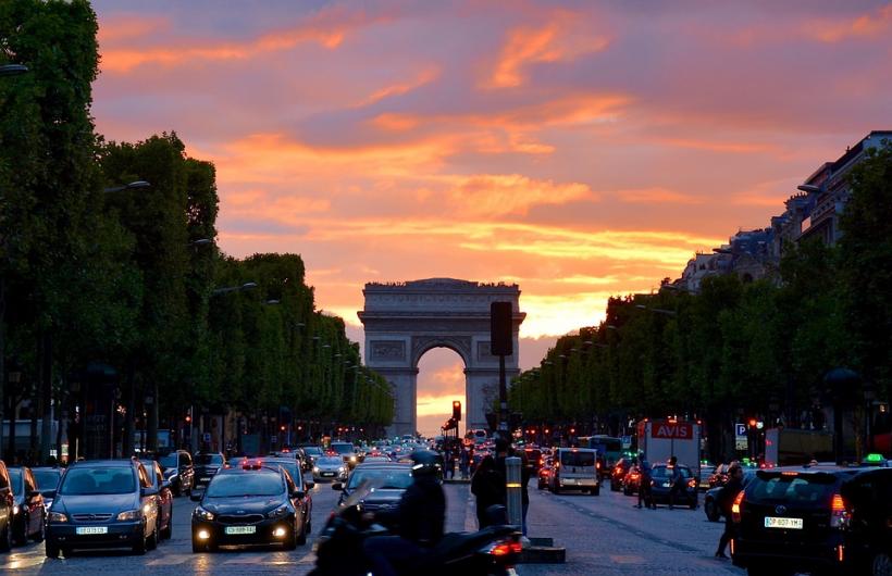 La Paris a fost organizată o ceremonie în memoria victimelor terorismului