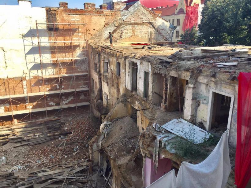 Minunile Timișoarei: Capitala Culturală își demolează clădirile istorice