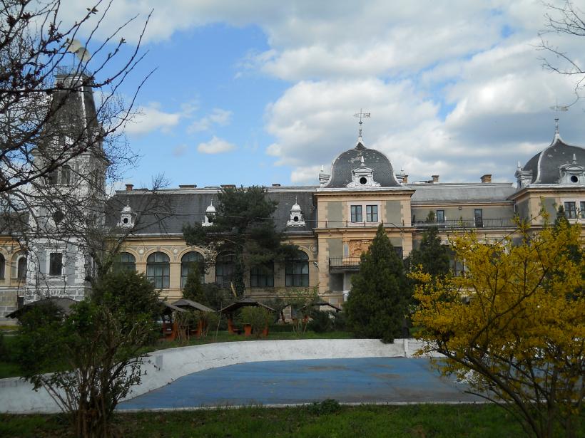 Descoperă România: Castel Csernovics, Arad