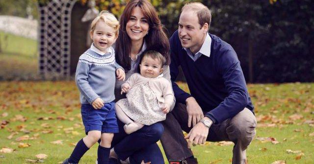 Ducii de Cambridge şi-au început vizita oficială în Canada, însoţiţi de cei doi copii