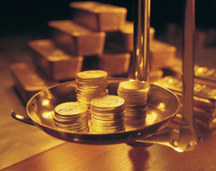 Aurul, cea mai rentabilă investiţie din 2016