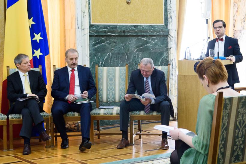 Liviu Iolu: Valentin Mircea nu va pleca din funcţia de şef al Corpului de control al premierului