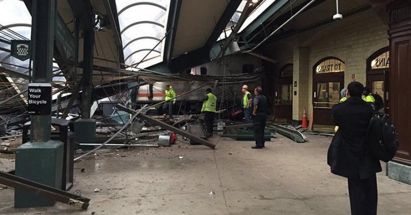 UPDATE - Grav accident feroviar în New Jersey, soldat cu 3 morţi şi peste 100 de răniţi