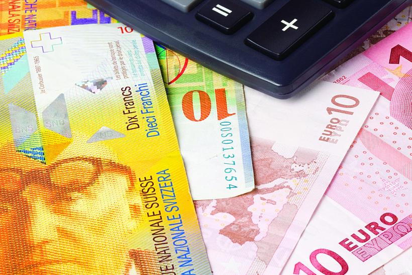 Ratele la împrumuturile în franci s-ar putea micşora cu 50%