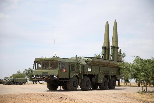 NATO critică Rusia pentru amplasarea unui sistem de rachete Iskander în Kaliningrad 