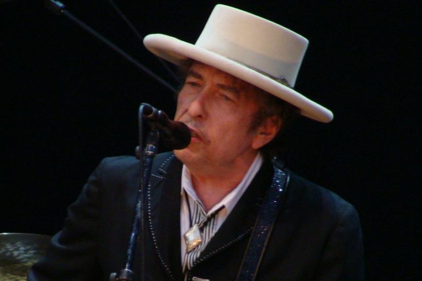 NOBEL 2016 - Cântărețul american Bob Dylan a câştigat Premiul Nobel pentru Literatură 