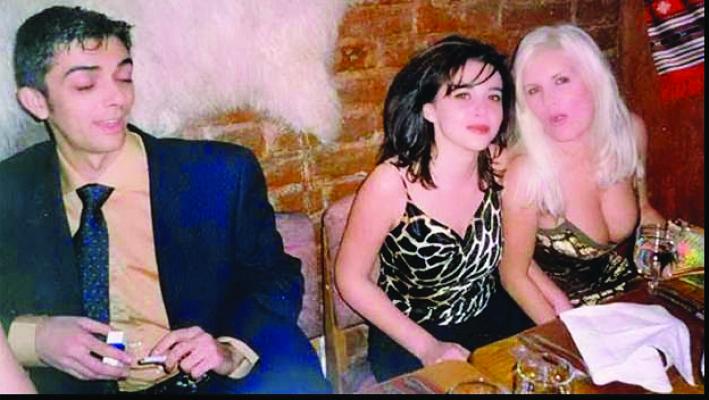 Fostele „cozi de topor” ale Elenei Udrea, executate de bănci