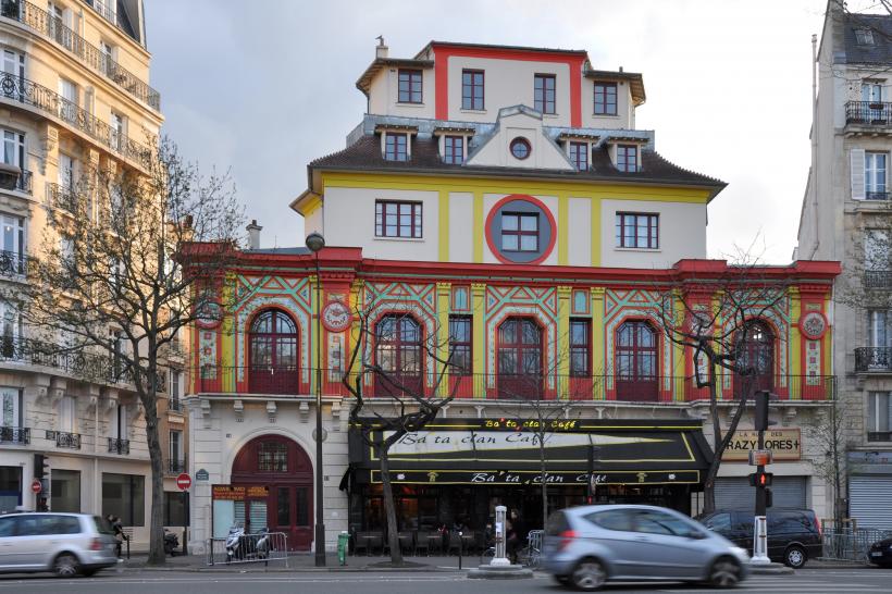 Paris: Sala de concerte Bataclan are o nouă faţadă, la aproape un an de la atentatele teroriste