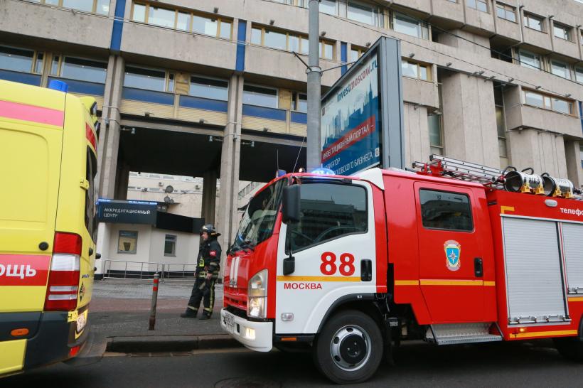 Alertă cu bombă la sediul mai multor publicaţii din Moscova
