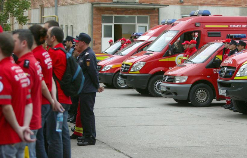 O femeie din Iași a așteptat patru ore ambulanța din cauza simulării de cutremur