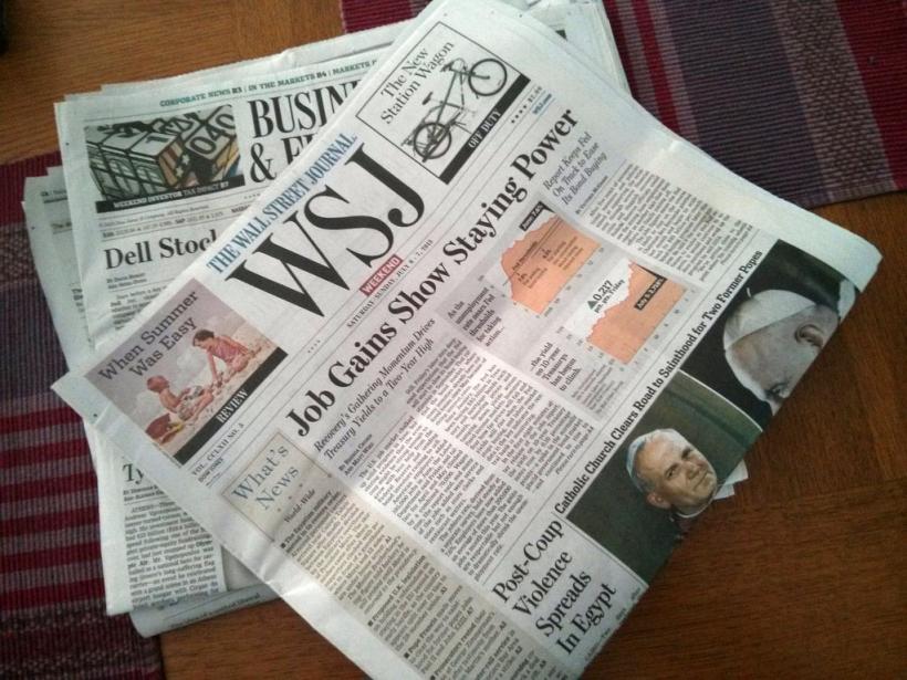 Wall Street Journal renunţă la unele secţiuni din cauza scăderii veniturilor din publicitate