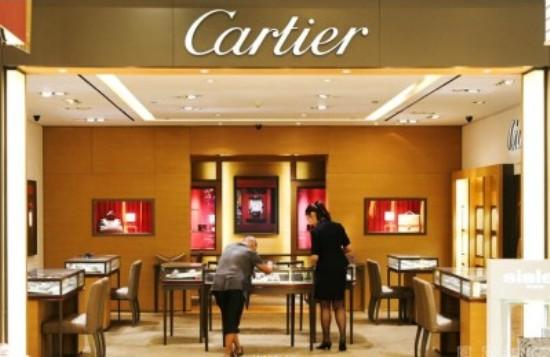 Producătorul bijuteriilor Cartier şi al ceasurilor IWC elimină postul de director general