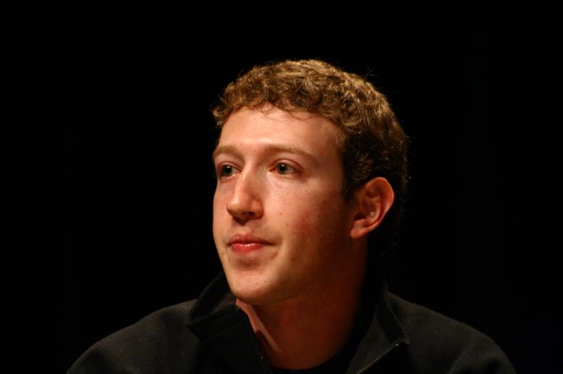 Justiţia din Germania deschide o anchetă împotriva Facebook. Zuckerberg şi 9 directori, vizaţi