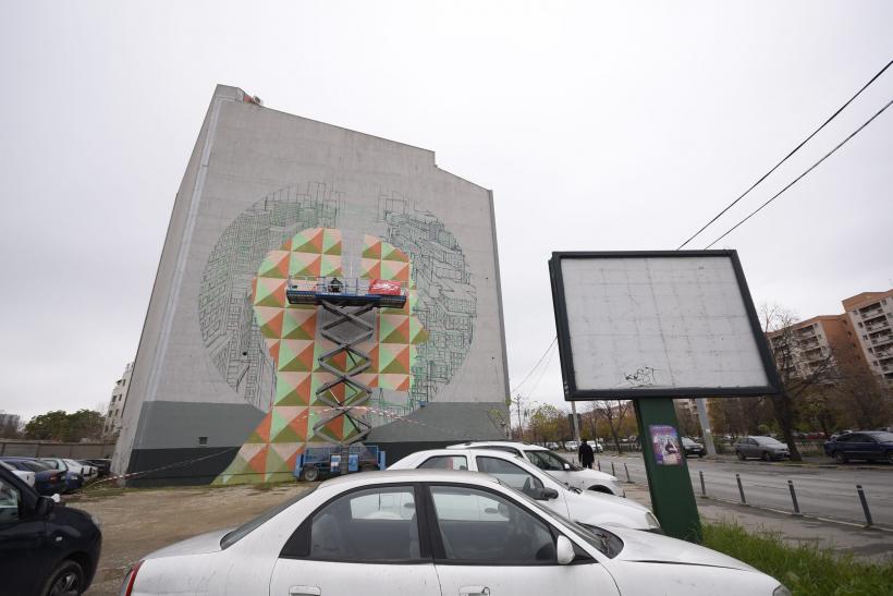 Cel mai mare graffiti, pe o clădire din zona căminelor studenţeşti din Regie