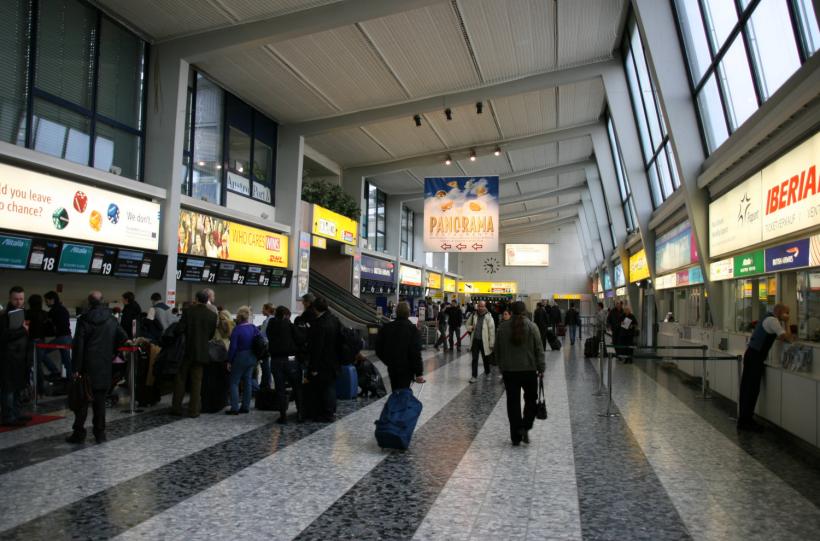  Austria: Un nou-născut abandonat, găsit mort pe aeroportul din Viena