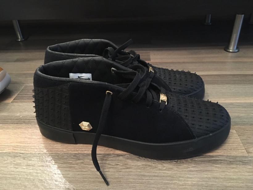 CRBL, dependent de încălțările sport! Are o colecție de o sută de perechi, iar cea mai scumpă  “piesă” a costat sute de euro 18556290