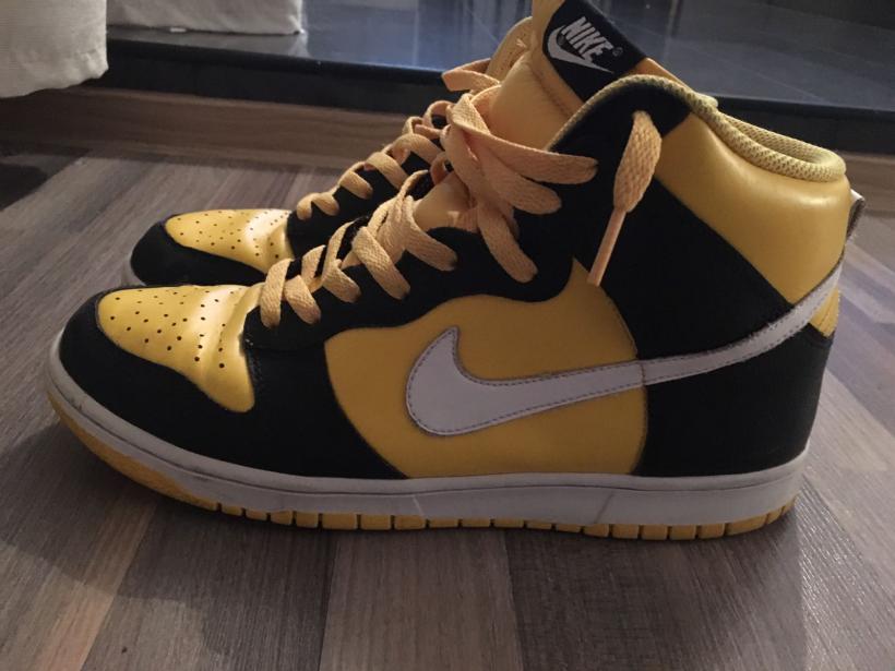 CRBL, dependent de încălțările sport! Are o colecție de o sută de perechi, iar cea mai scumpă  “piesă” a costat sute de euro 18556293