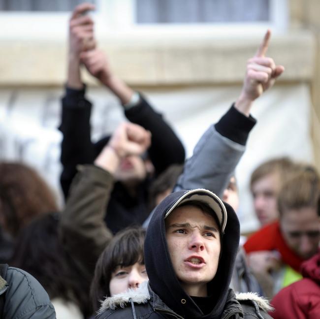 Studenţii basarabeni au protestat în faţa Ambasadei Republicii Moldova la Bucureşti, dar şi la Chişinău, Iaşi, Timişoara sau Galaţi