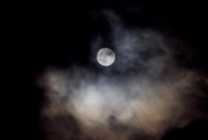 GALERIE FOTO! Imagini inedite cu Superluna din 2016 18556857