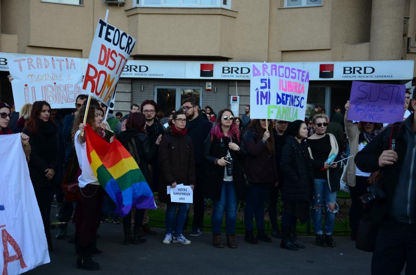 GALERIE FOTO! Marşul "Dumnezeu nu face politică" a avut loc sâmbătă, în Capitală 18557397