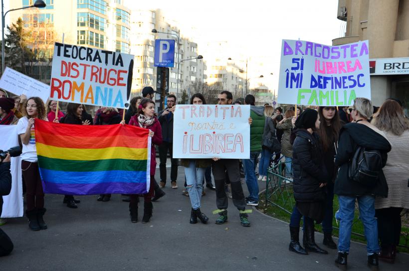 GALERIE FOTO! Marşul "Dumnezeu nu face politică" a avut loc sâmbătă, în Capitală 18557400