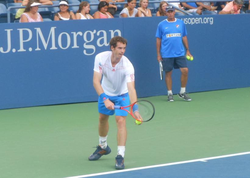 Andy Murray a câştigat în premieră Turneul Campionilor