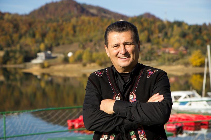 Cosmin Seleși era să se înece în Dunăre! Nu rata prima ediție a emisiunii ”Poftiți la muncă” 18557435