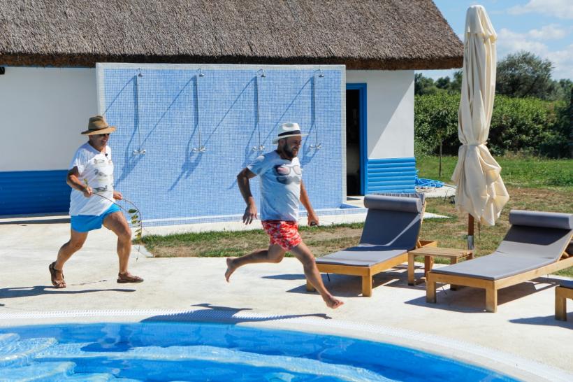 Cosmin Seleși era să se înece în Dunăre! Nu rata prima ediție a emisiunii ”Poftiți la muncă” 18557439