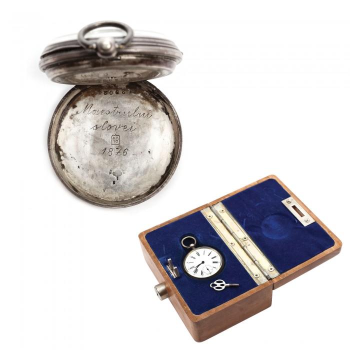 Ceasul de buzunar al lui Mihai Eminescu, vândut la licitație. La ce preț a fost achiziționat