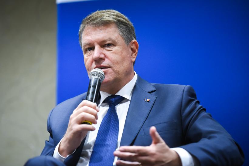 Klaus Iohannis nu a invitat persoane cu probleme penale la Ziua Națională