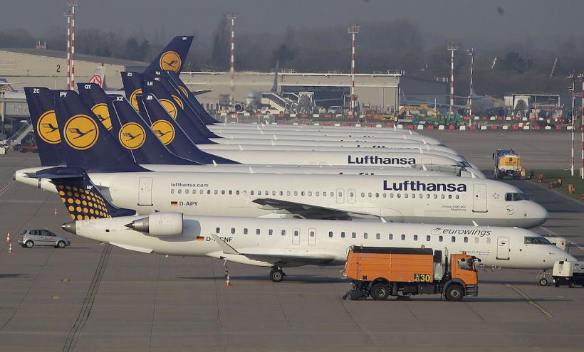 Greva de la Lufthansa continuă și sâmbătă; 30.000 de pasageri vor fi afectați