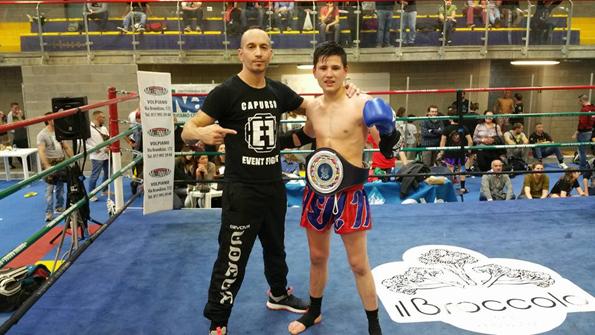 Un român a devenit campionul Italiei la K1, la doar 16 ani 18558127