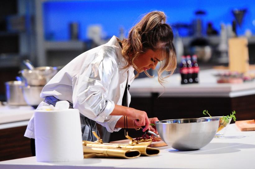 VIDEO. "Chefi la cuțite”, lider de piață  Azi, chefii se întrec în bucătărie cu echipele de vedete 18558615