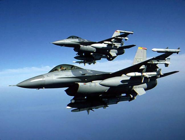 1 Decembrie. Avioanele F-16, vedetele paradei militare de Ziua Naţională 