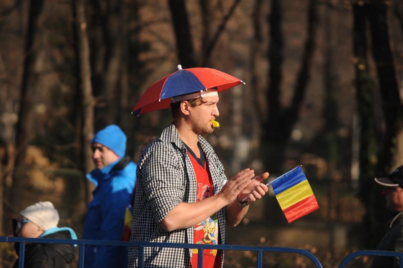 Galerie Foto - Defilarea militară cu ocazia Zilei Naţionale a României 18558943