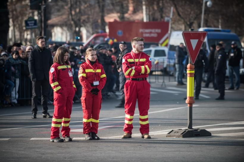 Galerie Foto - Defilarea militară cu ocazia Zilei Naţionale a României 18558944