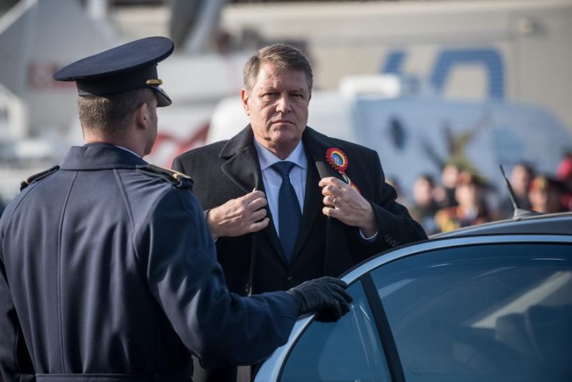 Galerie Foto - Defilarea militară cu ocazia Zilei Naţionale a României 18558946