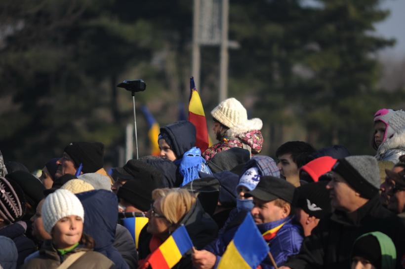 Galerie Foto - Defilarea militară cu ocazia Zilei Naţionale a României 18558979