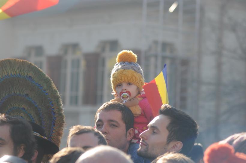 Galerie Foto - Defilarea militară cu ocazia Zilei Naţionale a României 18558999