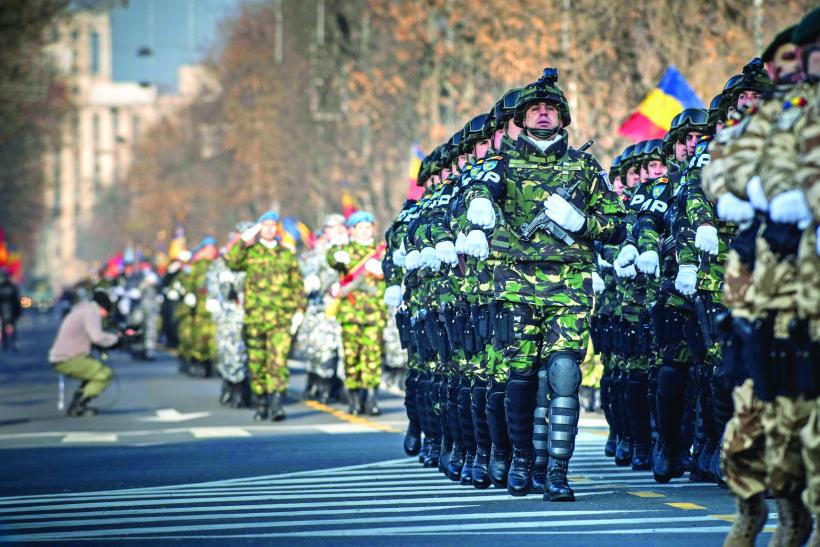 Ziua României: armata cu poporul, politicienii cu orgoliile
