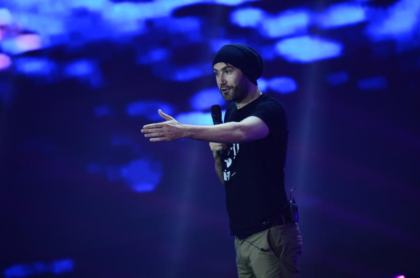 FINALA iUmor. În această seară, va fi desemnat marele câștigător al premiului de 20.000 de euro! 18559978