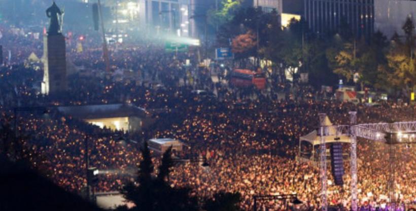 Controversă - Imagini de la protestele de stradă din Coreea de Sud, folosite pentru reclamă la vodcă