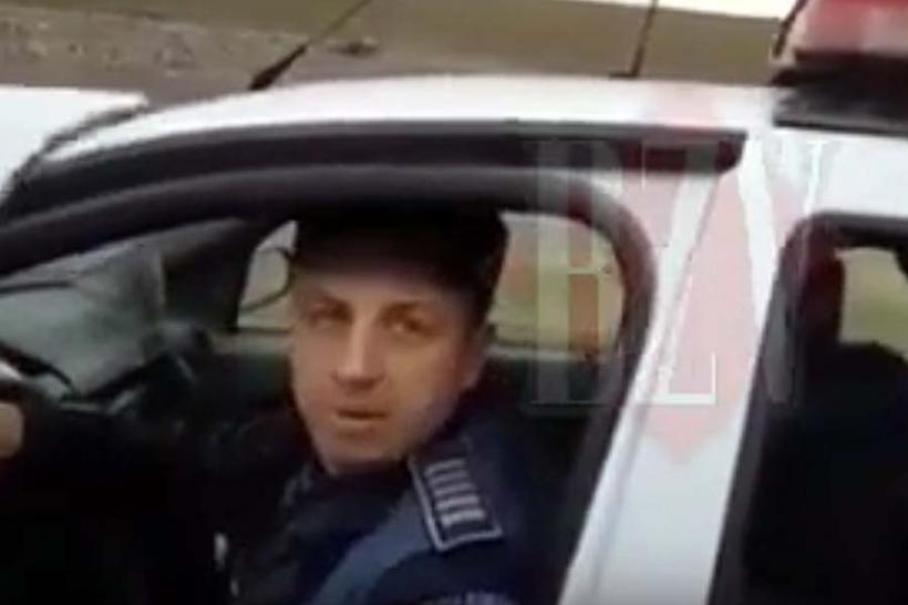 Vaslui - Video - Mai mulți polițiști sunt cercetați pentru că au bătut un bărbat