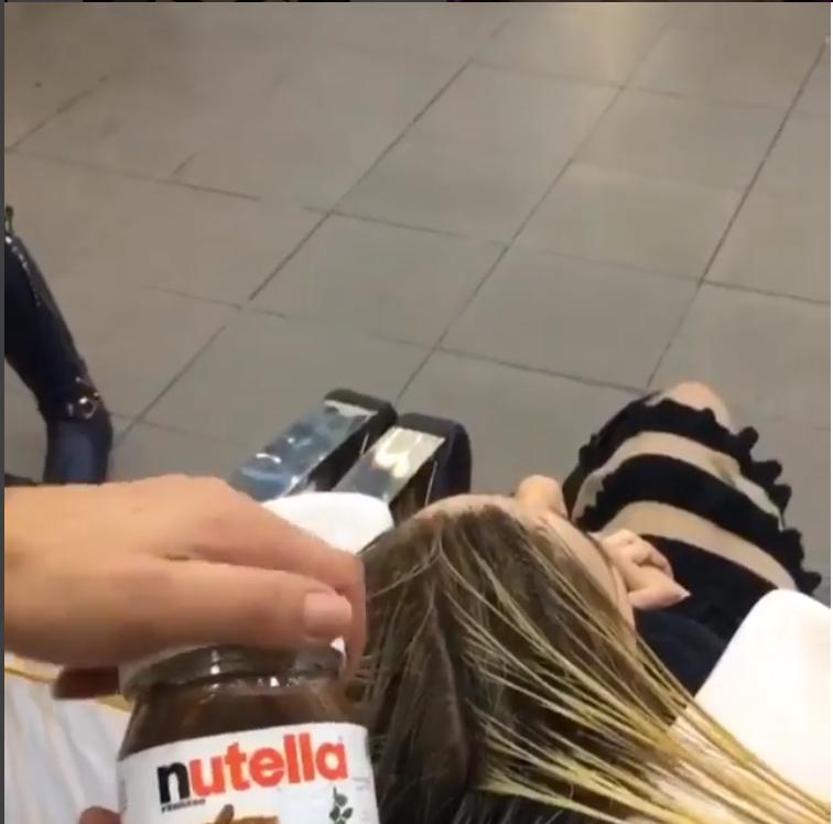 VIDEO! O tânără și-a vopsit părul cu NUTELLA! Cum arată ACUM 