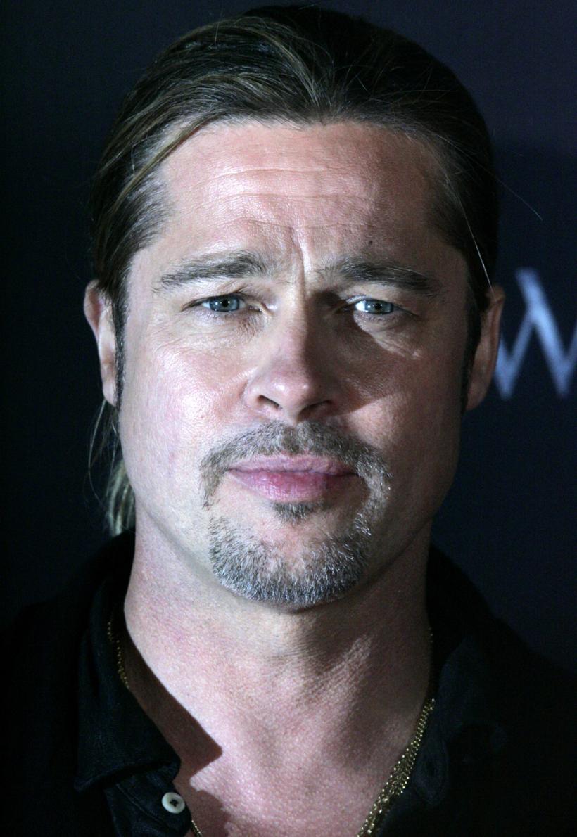 Brad Pitt va sta doar 4 ore cu copiii săi, de Crăciun