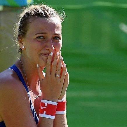 Jucătoarea de tenis Petra Kvitova, rănită de un hoţ în propria ei casă
