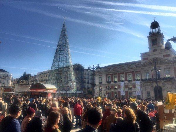 La Madrid se pun obstacole în zonele unde se sărbătoreşte Revelionul, pentru prevenirea atacurilor de genul celui de la Berlin